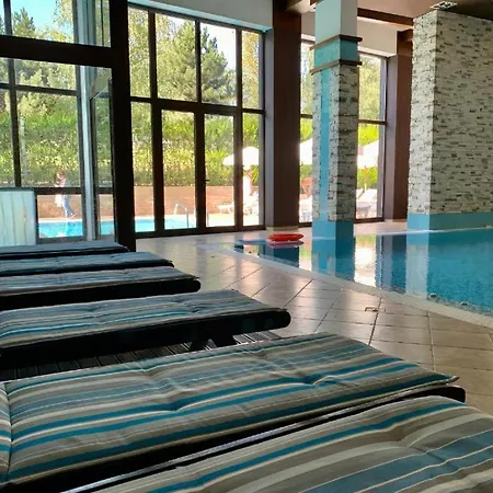 Apartments Terra Harmony - 4 Star Free Spa Resort, Golf I Skiing * Bansko